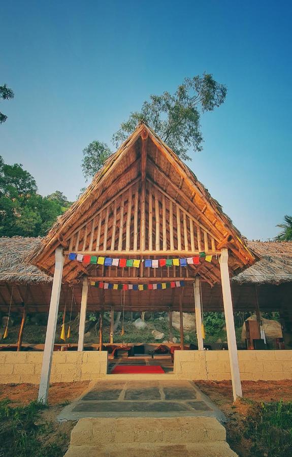 Lazy Panda Hotel Hampi Exterior photo